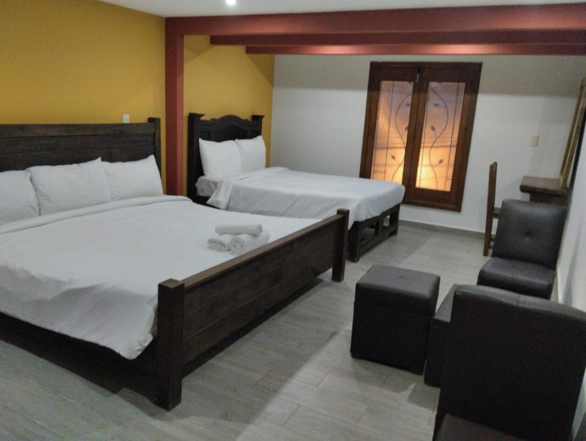 Hotel Lya San Cristóbal de Las Casas Exteriör bild